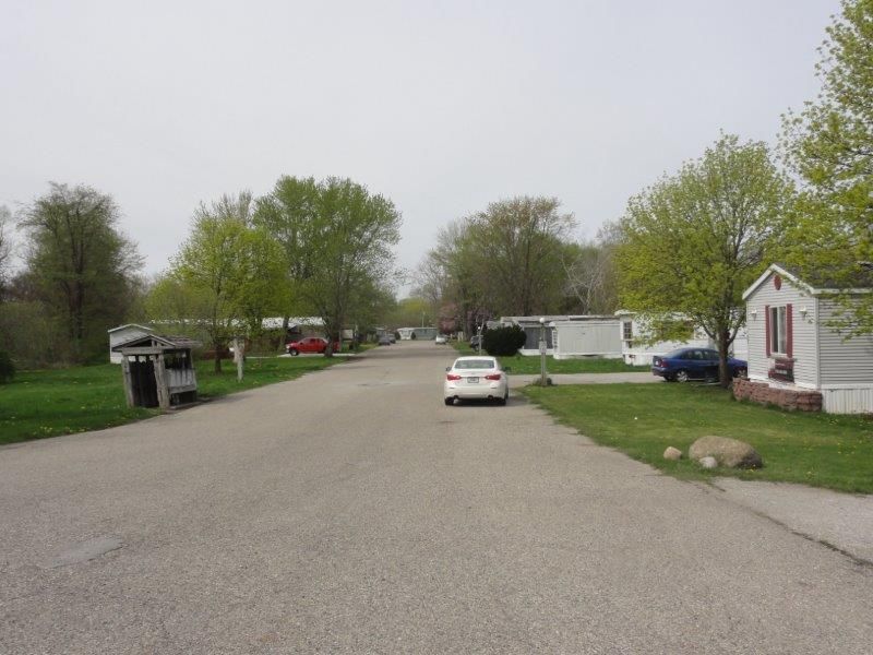 Sherwood MHP & Bourne End MHP: 906 W Main St, Peru, IN 46970